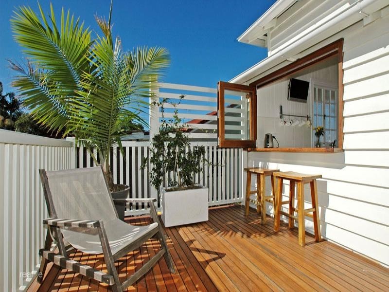 24 Vernon Street, Nundah QLD 4012