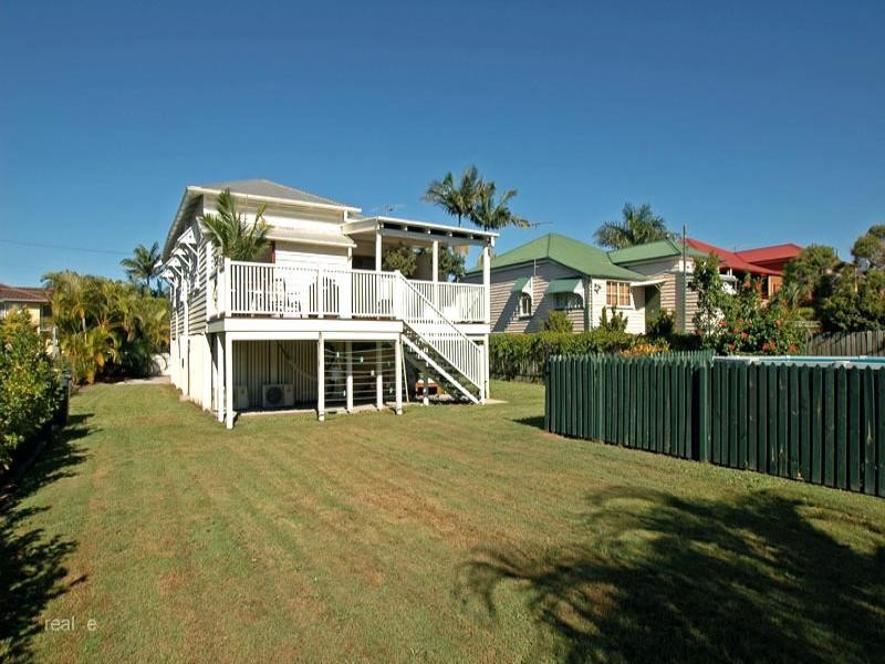 24 Vernon Street, Nundah QLD 4012