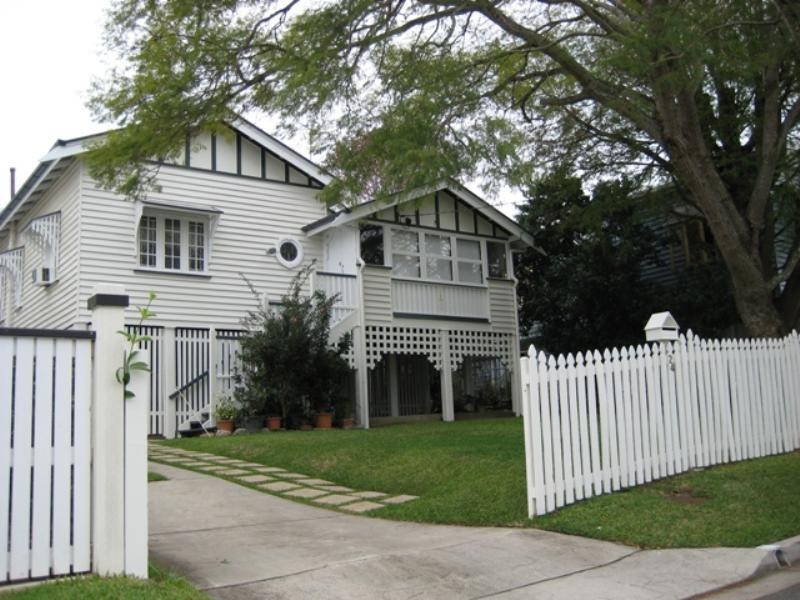 24 Brooke Street, Clayfield QLD 4011