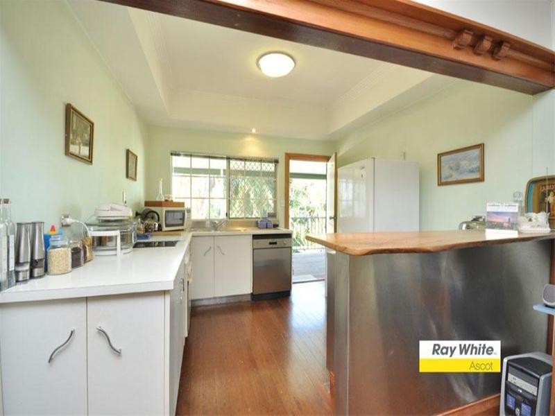 25a, 27a, 27b Riverview Terrace, Hamilton QLD 4007