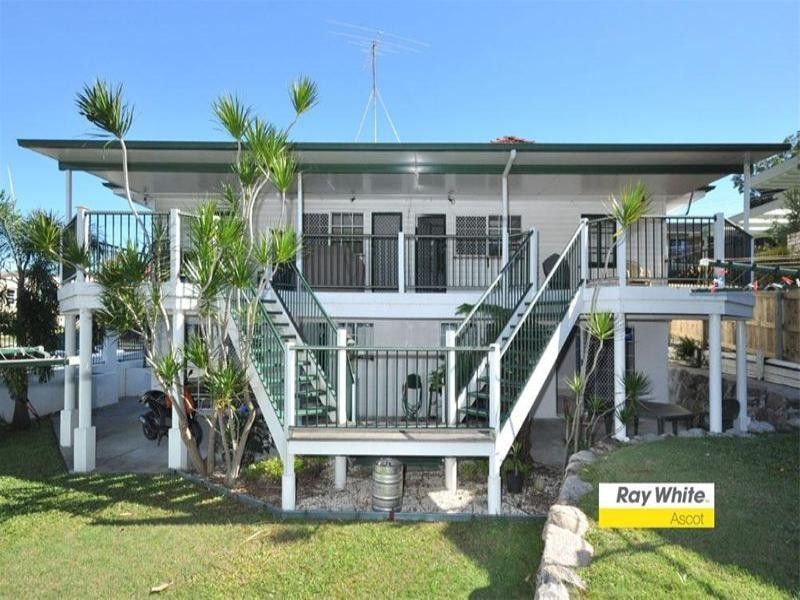 25a, 27a, 27b Riverview Terrace, Hamilton QLD 4007