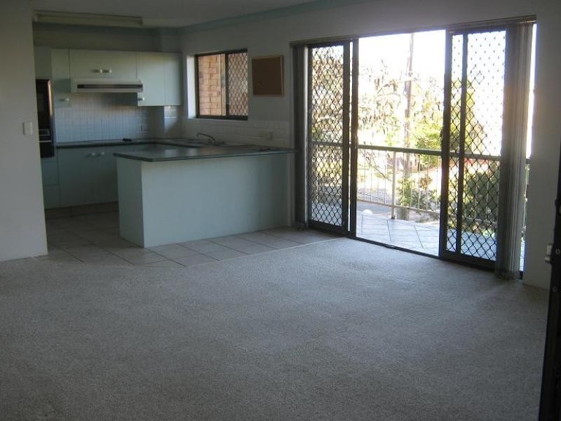 2/58 College Street, Hamilton QLD 4007