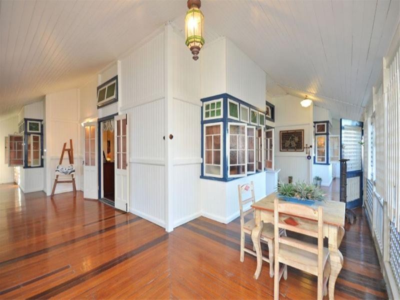 45 Upper Cairns Terrace, Red Hill QLD 4059