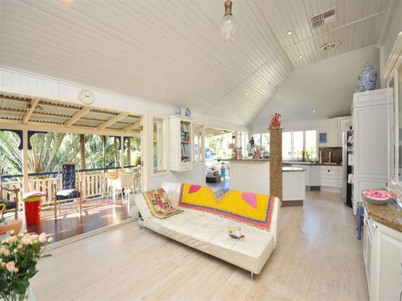 45 Upper Cairns Terrace, Red Hill QLD 4059