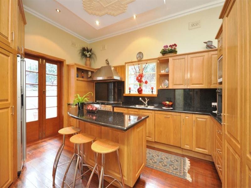 15 Hillside Crescent, Hamilton QLD 4007