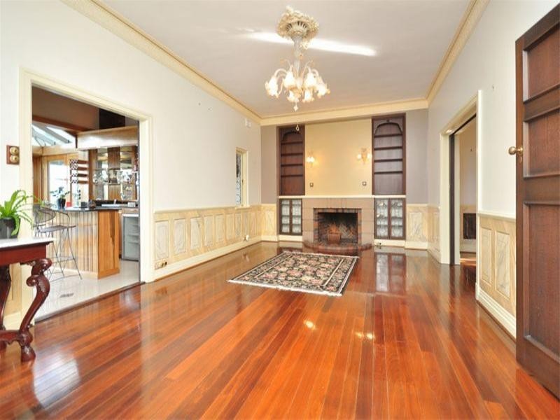 15 Hillside Crescent, Hamilton QLD 4007