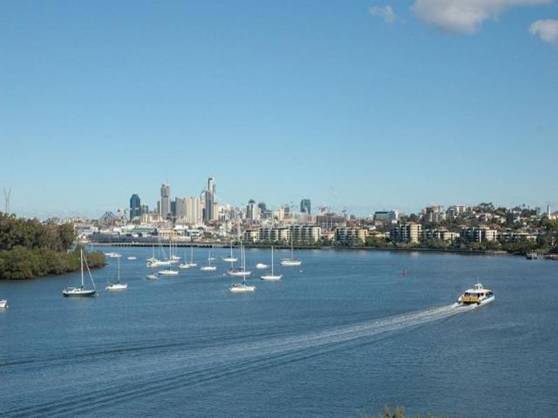 5/61 Hillside Crescent, Hamilton QLD 4007