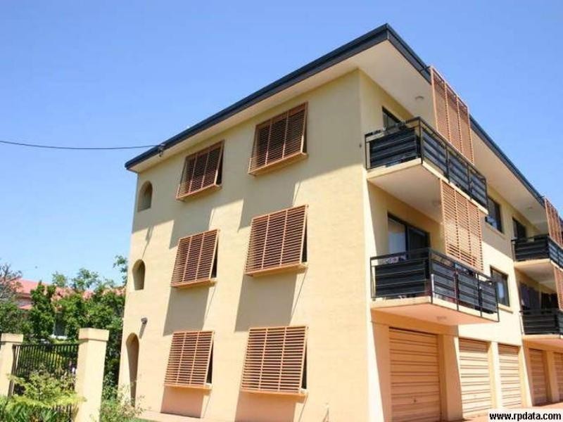 2/54 Winchester Street, Hamilton QLD 4007