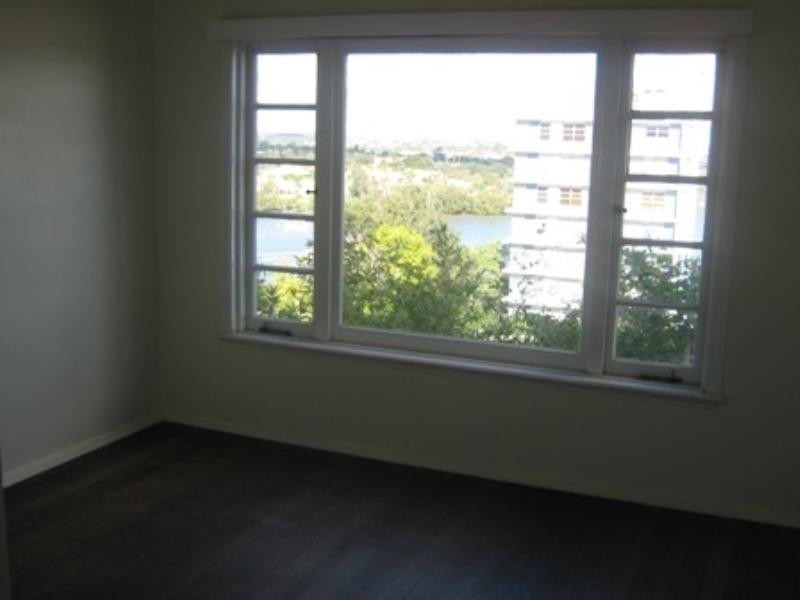 1/11 Dickson Terrace, Hamilton QLD 4007