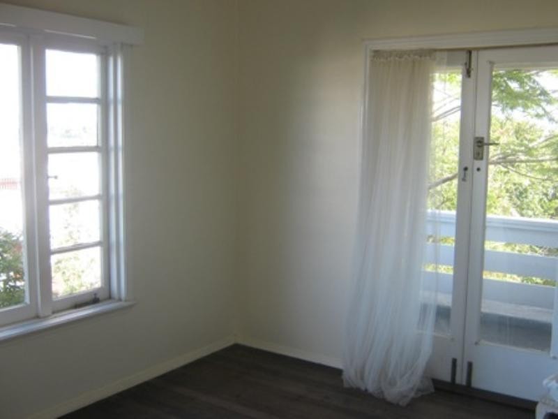 1/11 Dickson Terrace, Hamilton QLD 4007