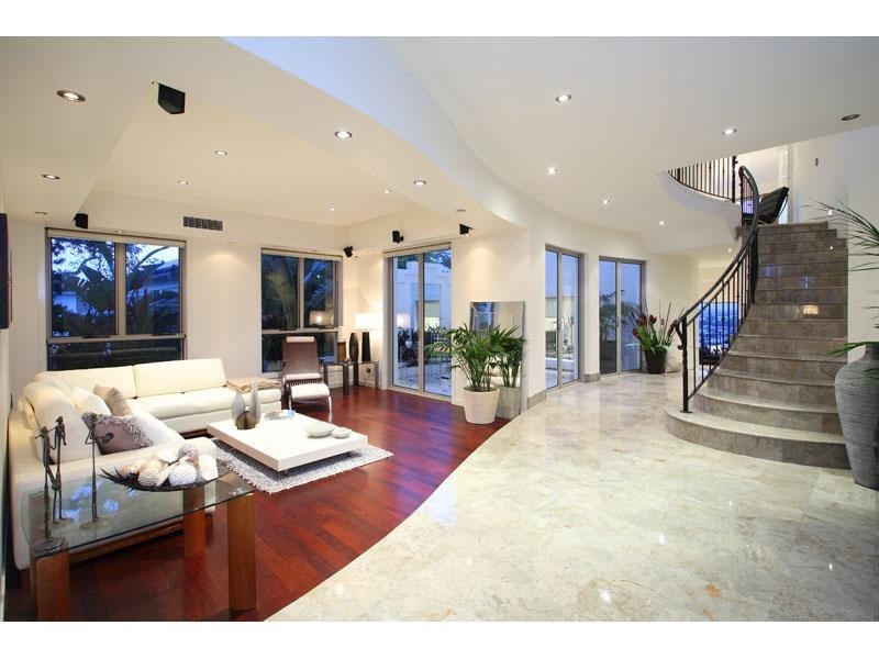 9 Annie Street, Hamilton QLD 4007