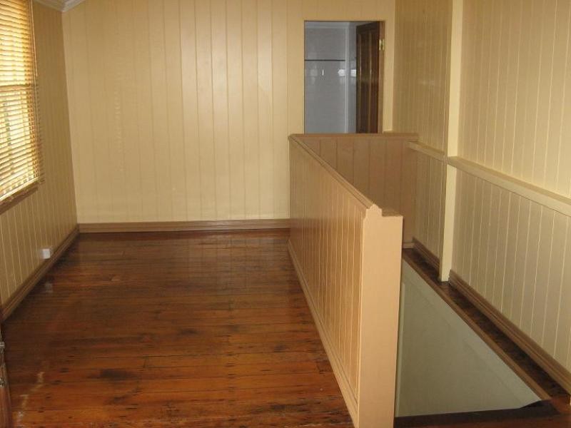 6 Queens Road, Hamilton QLD 4007