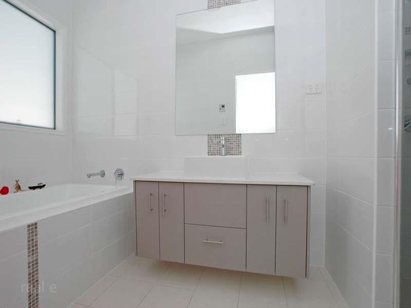 93 Woodville Street, Hendra QLD 4011