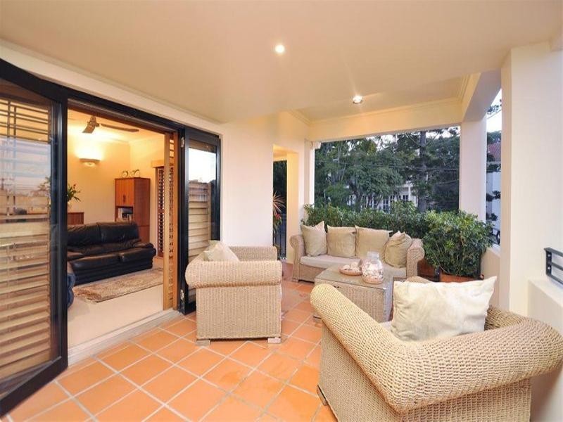 18 Beaufort Lane, Clayfield QLD 4011