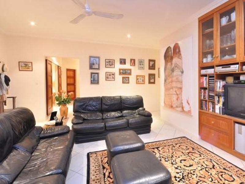 18 Beaufort Lane, Clayfield QLD 4011