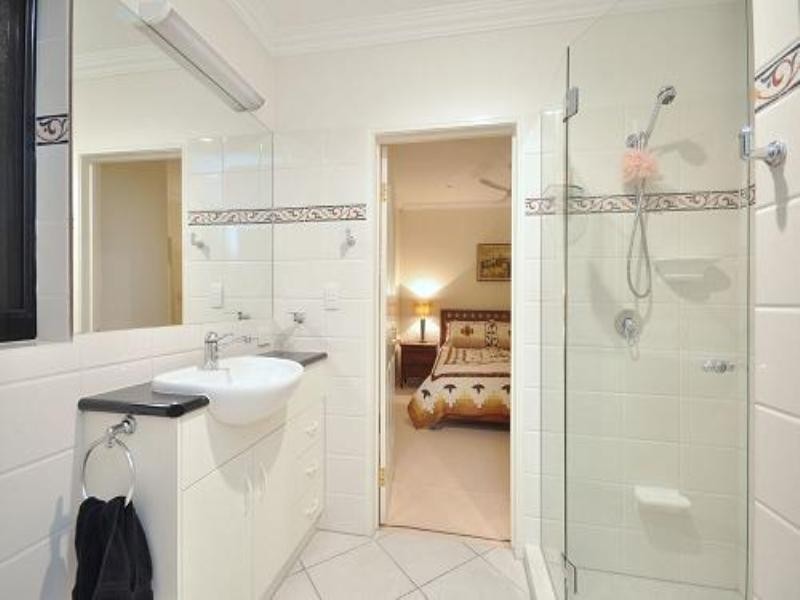 18 Beaufort Lane, Clayfield QLD 4011