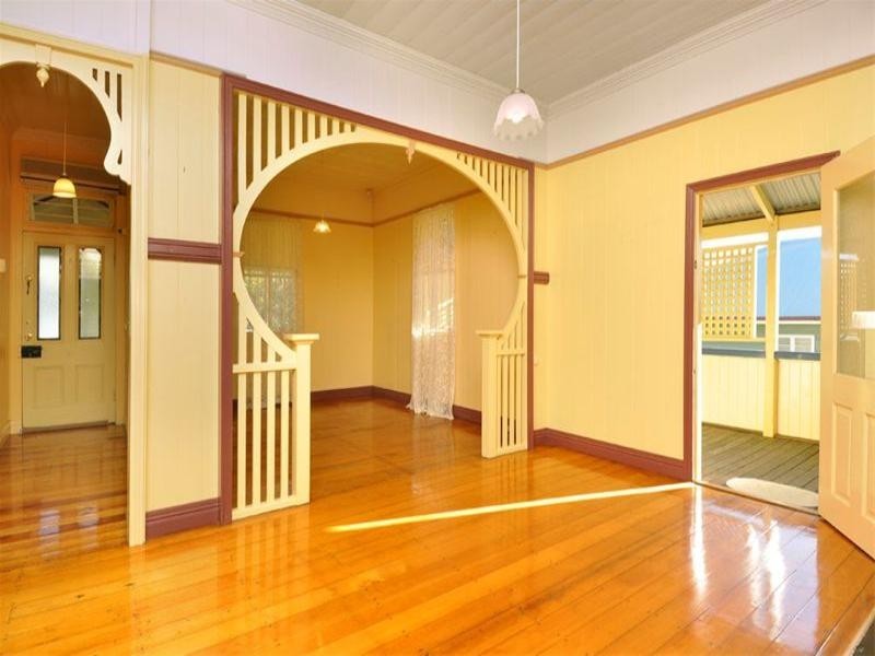 6 Queens Road, Hamilton QLD 4007