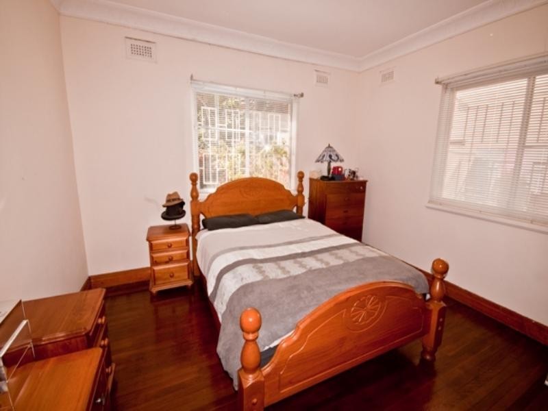 25 Atkinson Street, Hamilton QLD 4007