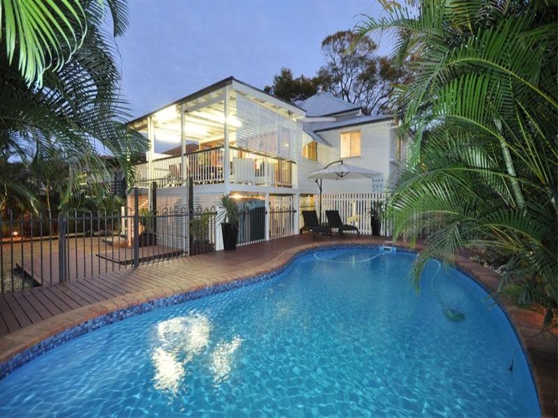 10 Chermside Street, Hendra QLD 4011