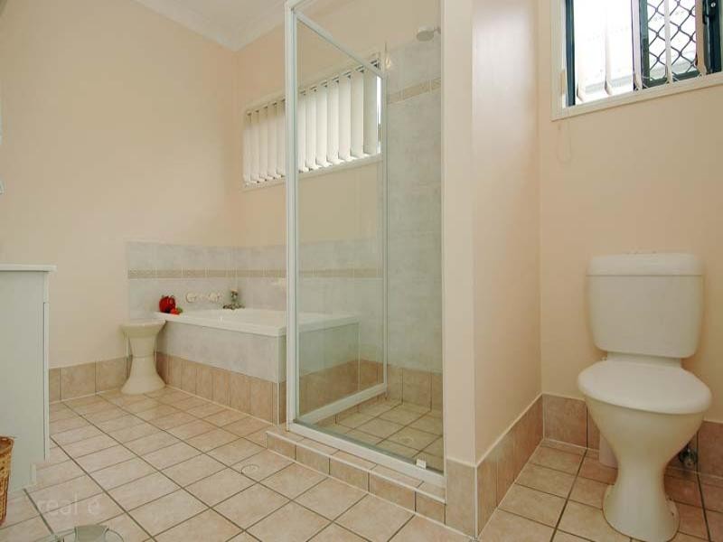 183 Allen Street, Hamilton QLD 4007