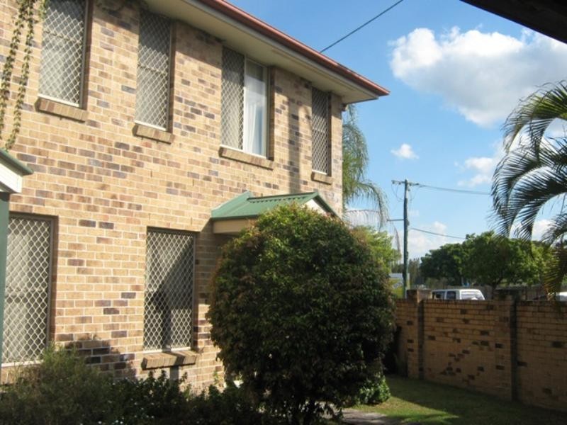 8/121 Allen Street, Hamilton QLD 4007