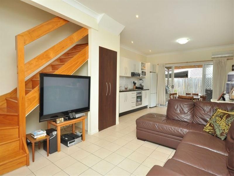 2/87 York Street, Nundah QLD 4012