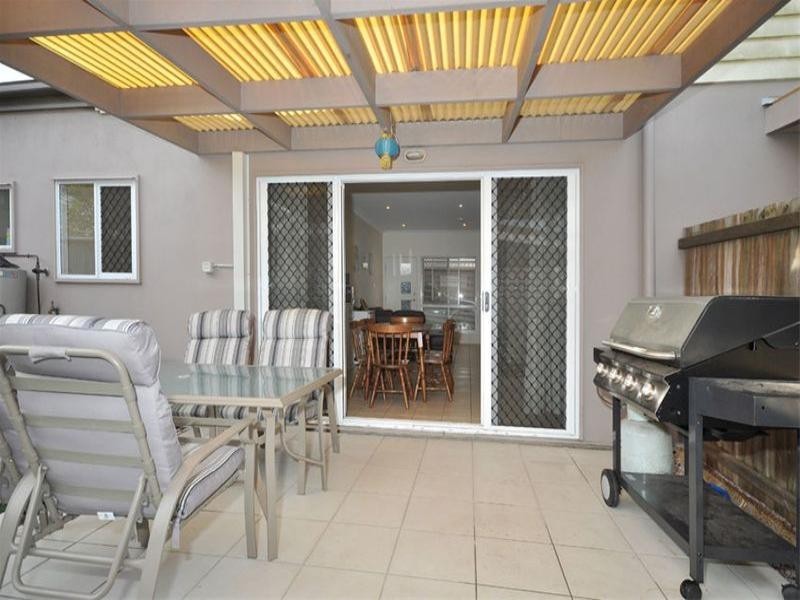 2/87 York Street, Nundah QLD 4012