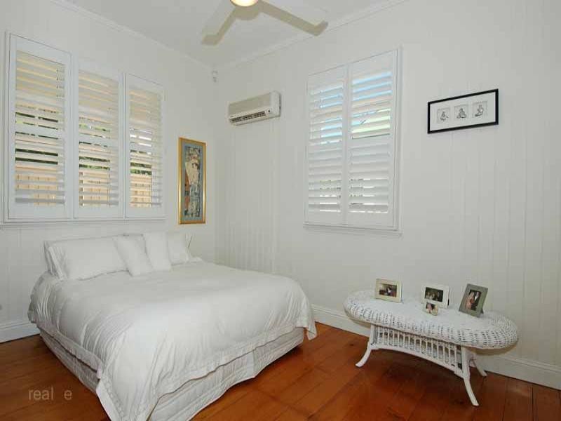 12 Dawson Street, Wooloowin QLD 4030