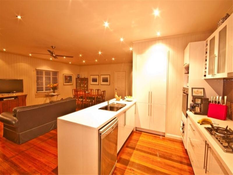 16 O’Sullivan Street, Hendra QLD 4011