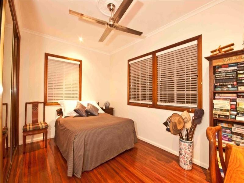 16 O’Sullivan Street, Hendra QLD 4011