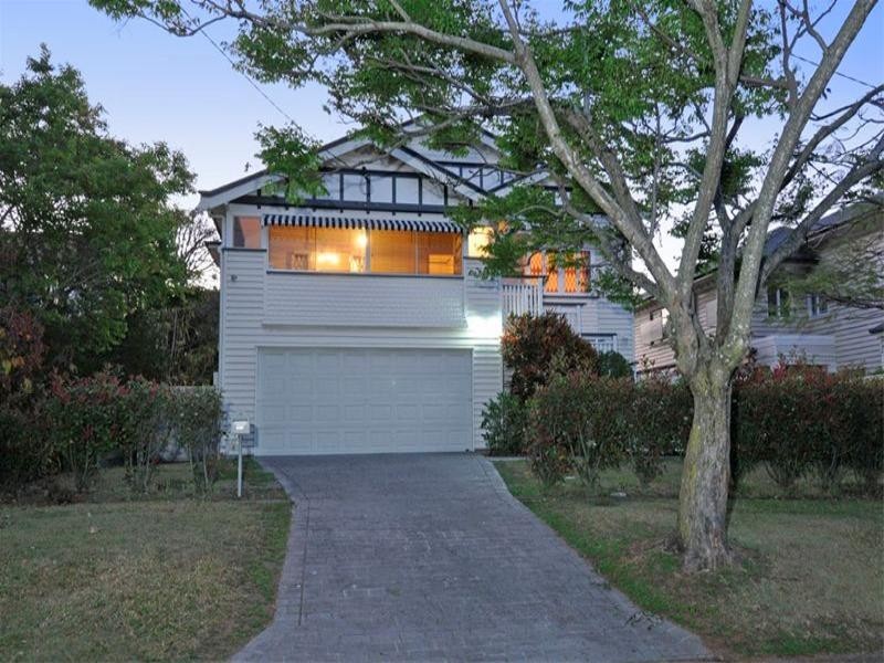 74 Woodville Street, Hendra QLD 4011