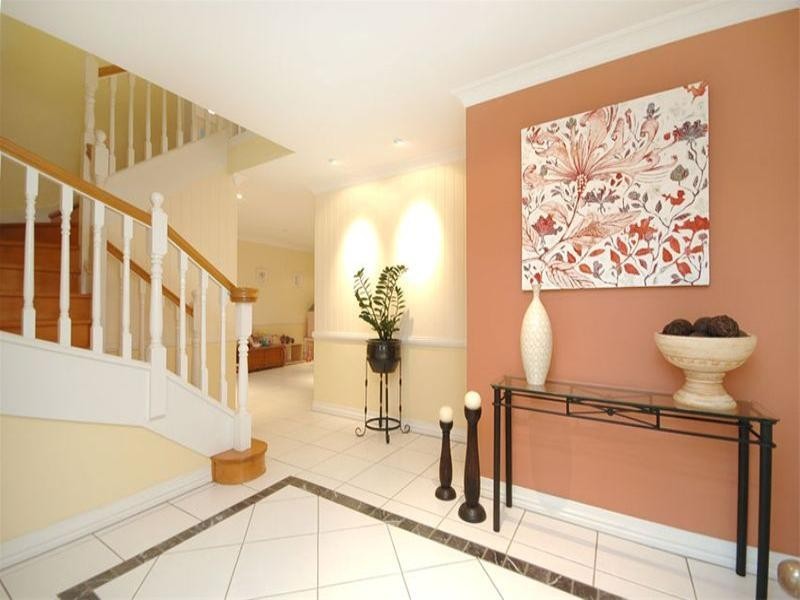 18 Goldsworthy Street, Hamilton QLD 4007