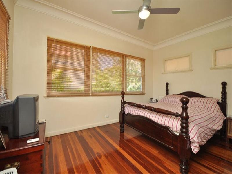 39 Bayview Terrace, Wavell Heights QLD 4012