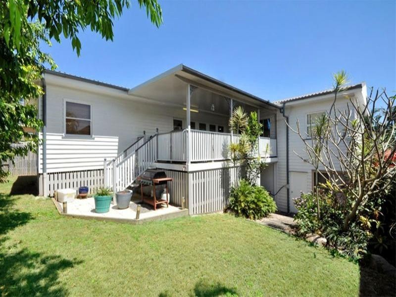 39 Bayview Terrace, Wavell Heights QLD 4012