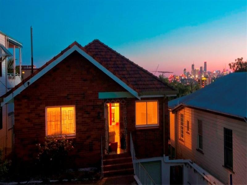 25 Atkinson Street, Hamilton QLD 4007