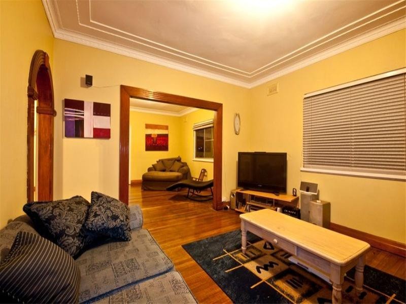 25 Atkinson Street, Hamilton QLD 4007