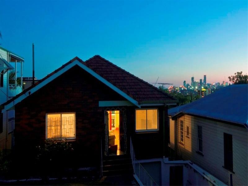 25 Atkinson Street, Hamilton QLD 4007