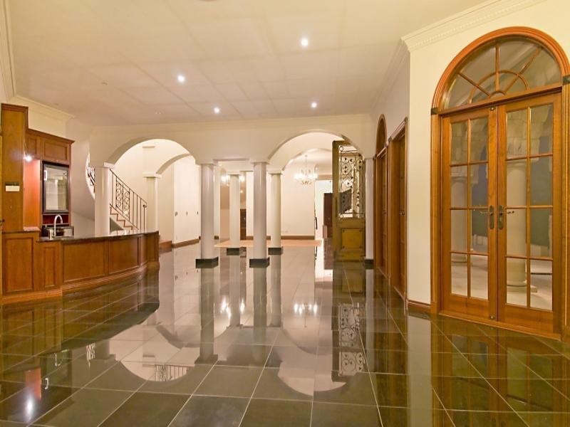 11 Quarry Street, Hamilton QLD 4007