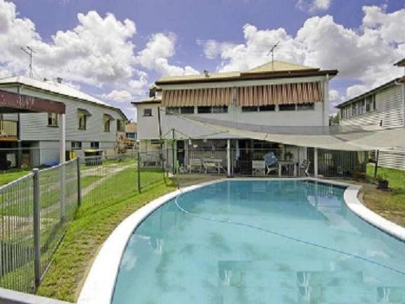 26 Winchester Street, Hamilton QLD 4007