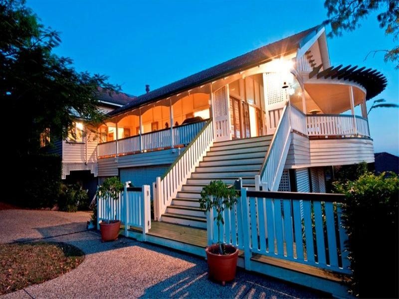 24 Enderley Road, Clayfield QLD 4011