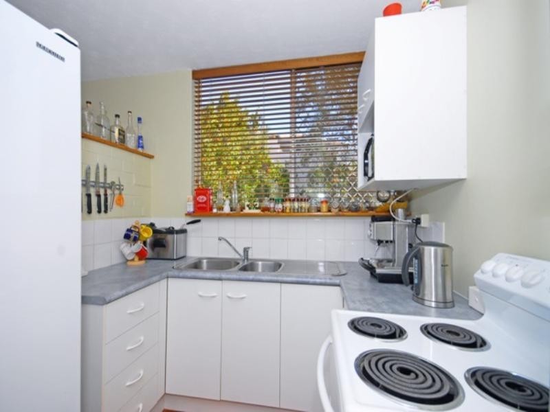 2/26 Seymour Road, Hamilton QLD 4007