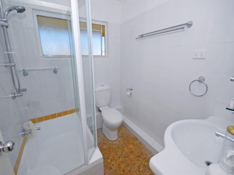 2/26 Seymour Road, Hamilton QLD 4007