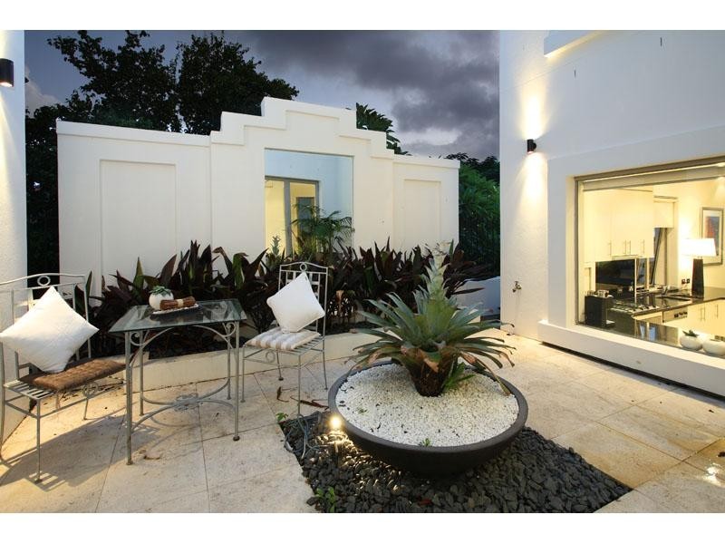 9 Annie Street, Hamilton QLD 4007