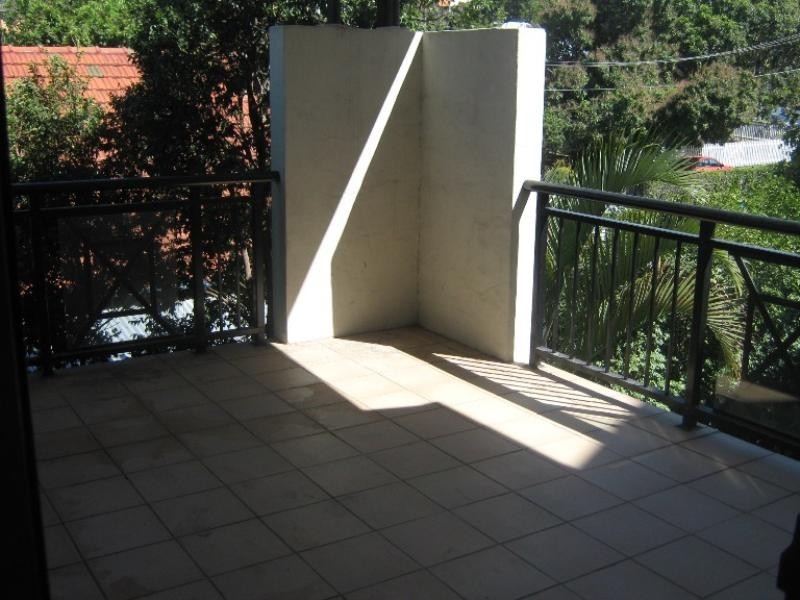 12/41 Rossiter Parade, Hamilton QLD 4007