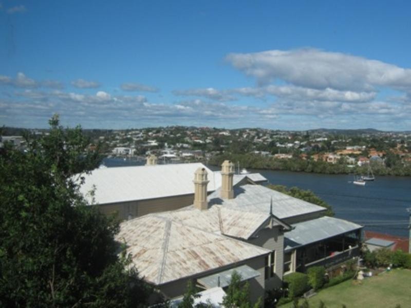 3/11 Dickson Terrace, Hamilton QLD 4007