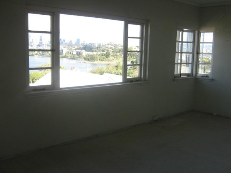 3/11 Dickson Terrace, Hamilton QLD 4007