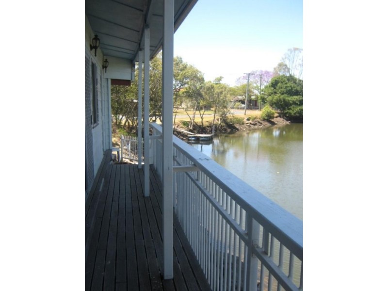 2 Lima Street, Nudgee Beach QLD 4014