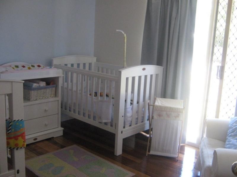 2 Lima Street, Nudgee Beach QLD 4014