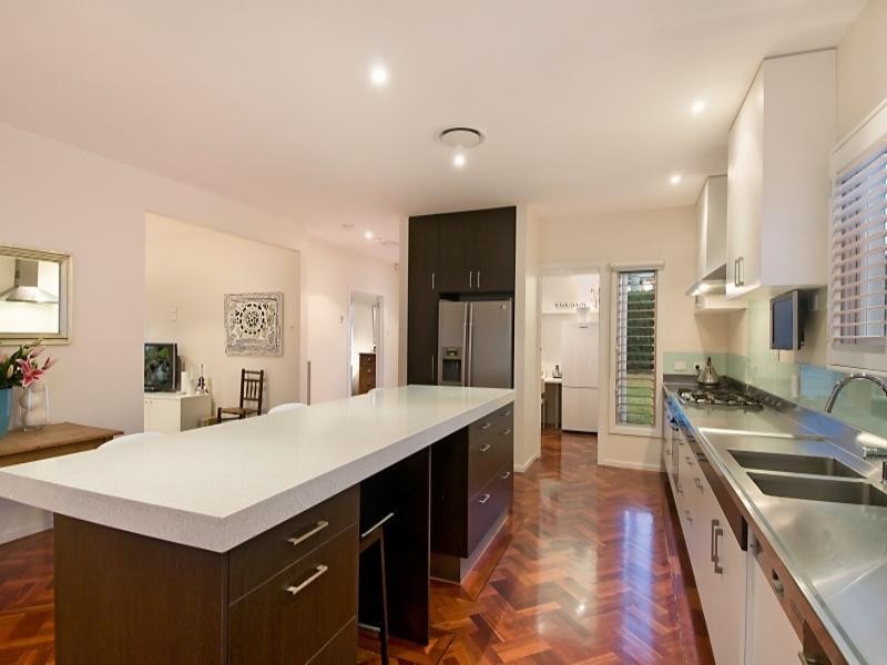 54 Pring Street, Hendra QLD 4011