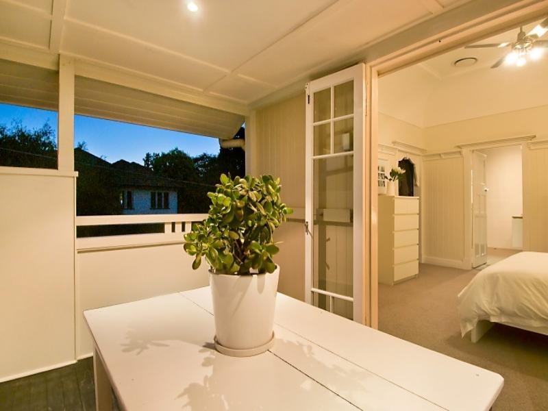 54 Pring Street, Hendra QLD 4011